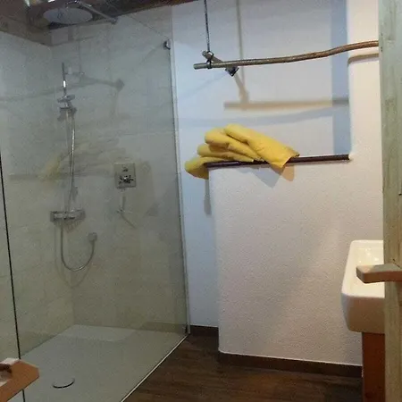 펜션 Chicken Coop With Private